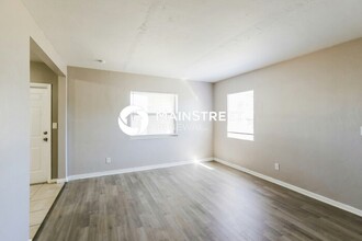 1207 NW 13th Ln in Fort Lauderdale, FL - Building Photo - Building Photo