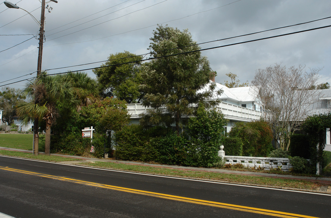 Multifamily - 5 Units in Tarpon Springs, FL - Building Photo