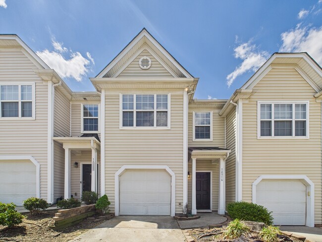 14516 Grasslands Ct in Charlotte, NC - Building Photo - Building Photo
