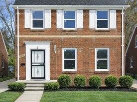 12017 College St in Detroit, MI - Building Photo