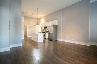 1711 S Carpenter St in Chicago, IL - Building Photo - Building Photo