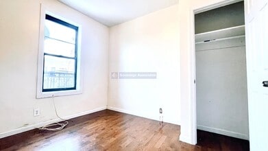 530 Isham St in New York, NY - Building Photo - Building Photo