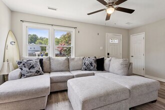 209 Woodstock St in Portsmouth, VA - Building Photo - Building Photo