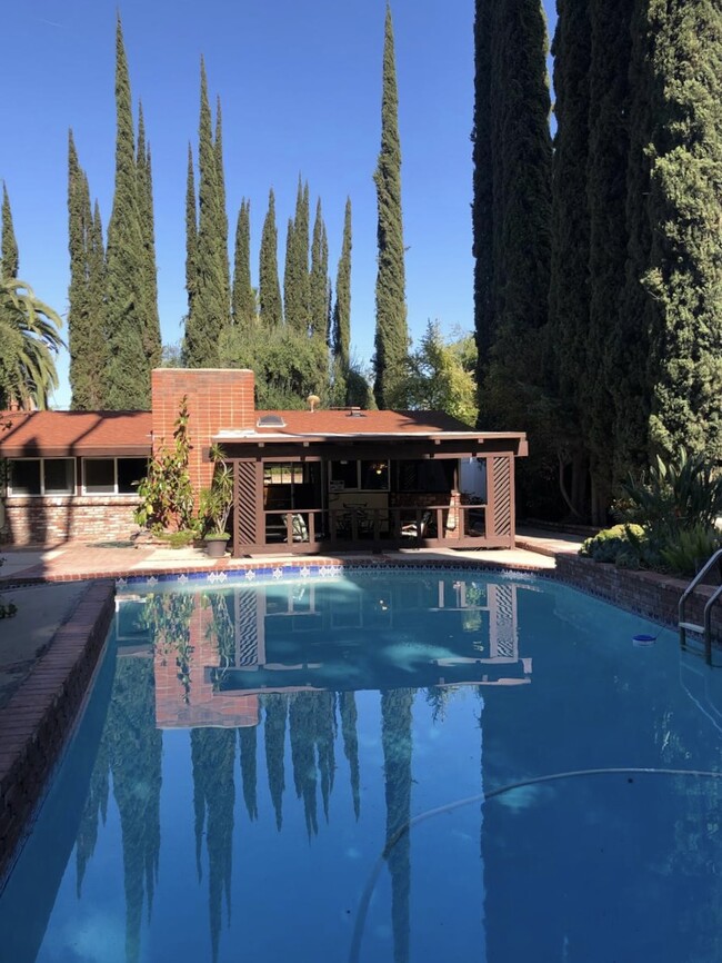 property at 6141 Corbin Ave