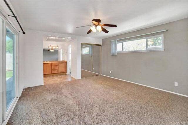 25146 Markel Dr in Santa Clarita, CA - Building Photo