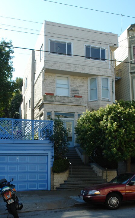 1209 Page St in San Francisco, CA - Building Photo