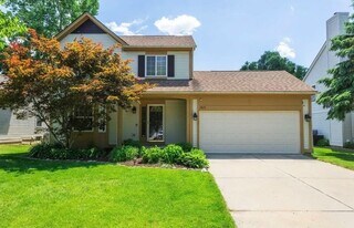 1617 Norton Creek Blvd in Wixom, MI - Building Photo