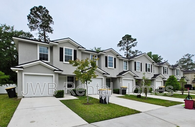 7148 Timmerman Ln in Jacksonville, FL - Building Photo