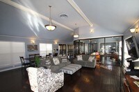 Building Photo - The Villas on Cantrell Apartments in Little Rock, Arkansas