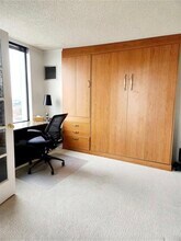 1625 Larimer St, Unit 2301 in Denver, CO - Building Photo - Building Photo