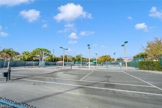 551 Beachwalk Cir in Naples, FL - Building Photo - Building Photo