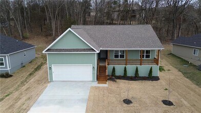 47 Overton Dr in Bella Vista, AR - Building Photo - Building Photo