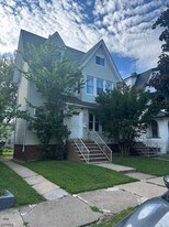 61 Sunnyside Terrace in East Orange, NJ - Building Photo