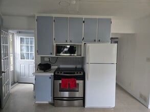 338 Highland Rd in Peterborough, ON - Building Photo - Building Photo