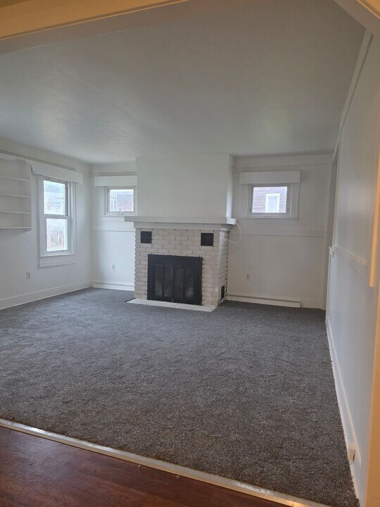 397 Upper Oakwood Ave in Elmira, NY - Building Photo