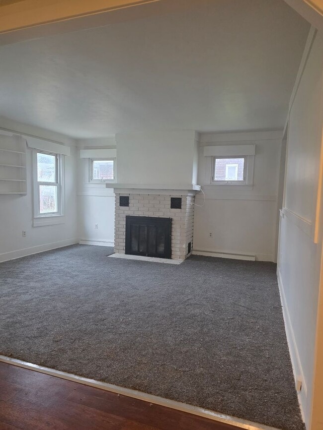 397 Upper Oakwood Ave