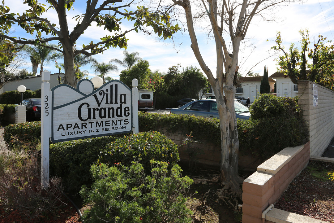 Villa Grande Apartments in El Cajon, CA - Building Photo