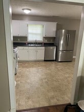Room in House on Georgia Ave in Marietta, GA - Building Photo - Building Photo