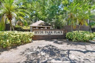 1000 W Horatio St, Unit 305 in Tampa, FL - Foto de edificio - Building Photo