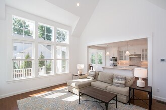 12 Sweet Birch Ln in Concord, MA - Building Photo - Building Photo