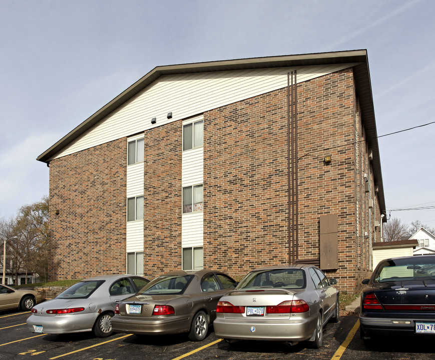 Campus Corner Apartments in St. Cloud, MN - Foto de edificio