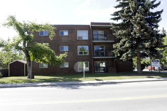 Chinook II in Strathmore, AB - Building Photo - Building Photo