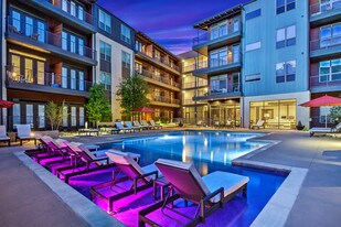 Teak at the Branch in Dallas, TX - Building Photo