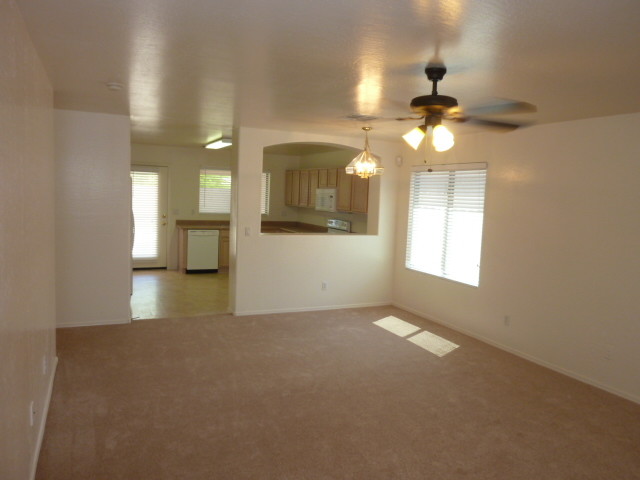 15833 W Papago St in Goodyear, AZ - Building Photo