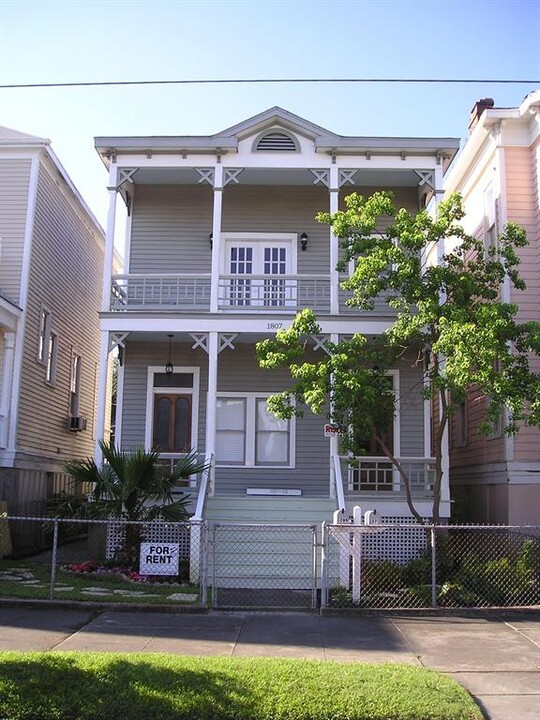 1807 Avenue H in Galveston, TX - Building Photo