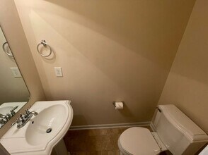 107 Fanwood Ct in Apex, NC - Building Photo - Building Photo