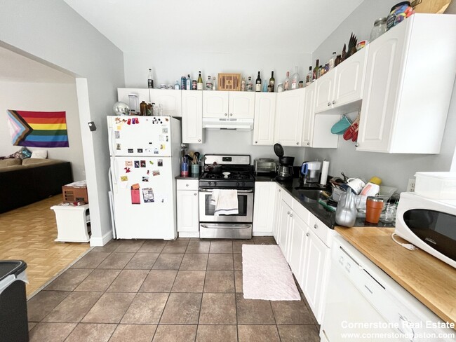 109 Heath St, Unit 4