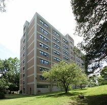 Williams Park Apartments in New London, CT - Building Photo