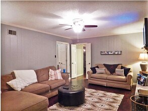 461 Dove Valley Rd in Collierville, TN - Building Photo - Building Photo