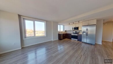 178-02 Hillside Ave. in Queens, NY - Building Photo - Building Photo