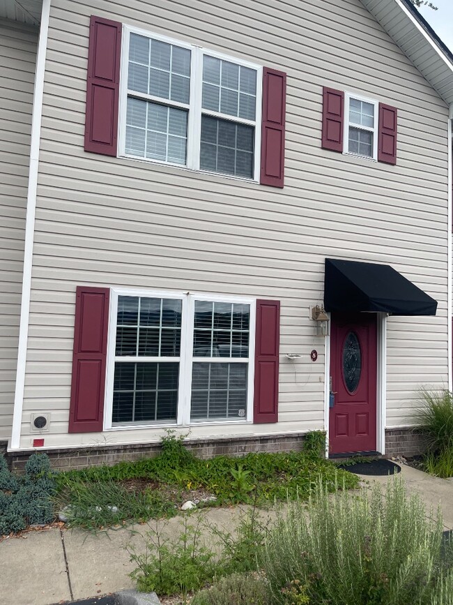 property at 614 N Center St