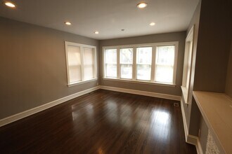 5653 N Talman Ave in Chicago, IL - Building Photo - Building Photo