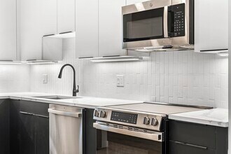 24-28 Mt Pleasant St in Somerville, MA - Foto de edificio - Building Photo