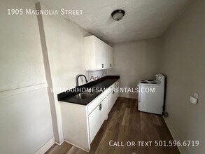 1905 N Magnolia St in North Little Rock, AR - Building Photo - Building Photo