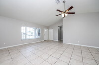 829 W Birchwood Cir in Kissimmee, FL - Building Photo - Building Photo