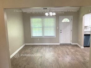 4930 Brookwood Pl in Atlanta, GA - Foto de edificio - Building Photo