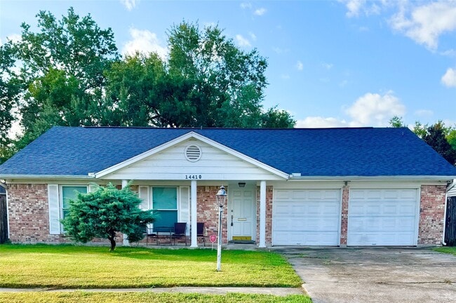 14410 Foxford Way in Houston, TX - Building Photo - Building Photo