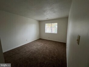 610 Noahs Rd in Pleasantville, NJ - Building Photo - Building Photo