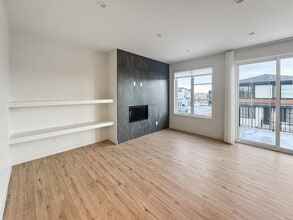 83 Coulee Cres SW in Calgary, AB - Building Photo - Building Photo