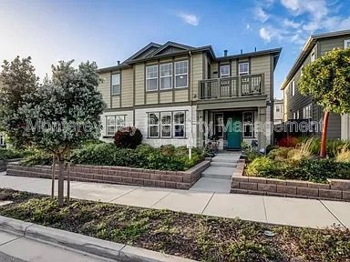 211 9th St in Marina, CA - Building Photo - Building Photo