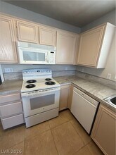 1020 Allure Dr in Las Vegas, NV - Building Photo - Building Photo