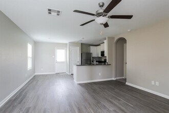 26420 Richter Dr in Magnolia, TX - Building Photo - Building Photo