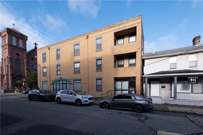 232 3rd Ave in Carnegie, PA - Building Photo - Building Photo