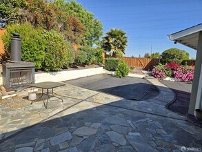 325 Goshen Ct in San Ramon, CA - Building Photo - Building Photo