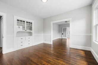 62 Vernon St in Waltham, MA - Building Photo - Building Photo