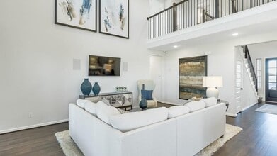 18114 Grand Vista Hills Ln in Richmond, TX - Foto de edificio - Building Photo